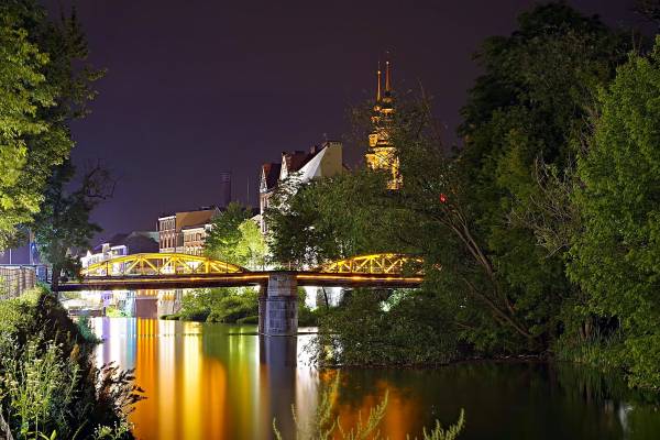 Opole - atrakcje turystyczne, co warto zwiedzić? - widok na kanal mlynowka w opolu